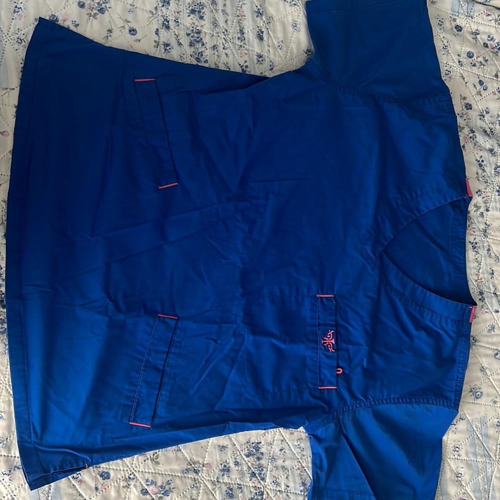 Med Couture Scrub Top